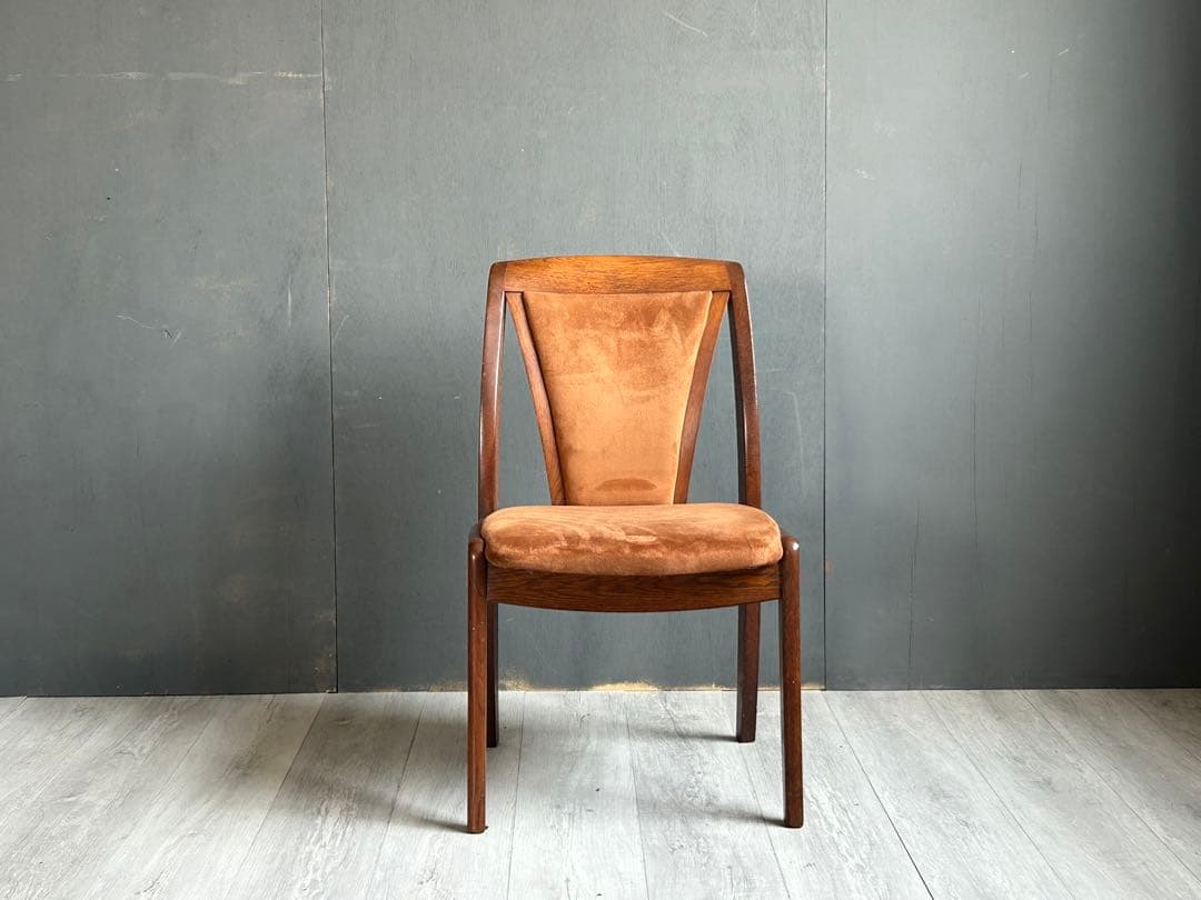 希少　ミッドセンチュリー　スウェードスタイル　無垢材　ヴィンテージチェア　IZ