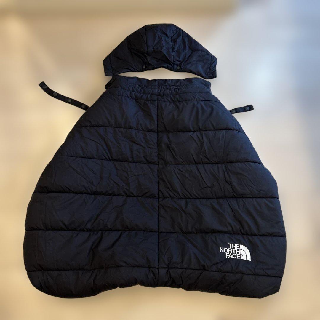 抱っこ紐とシェルブランケットのセット