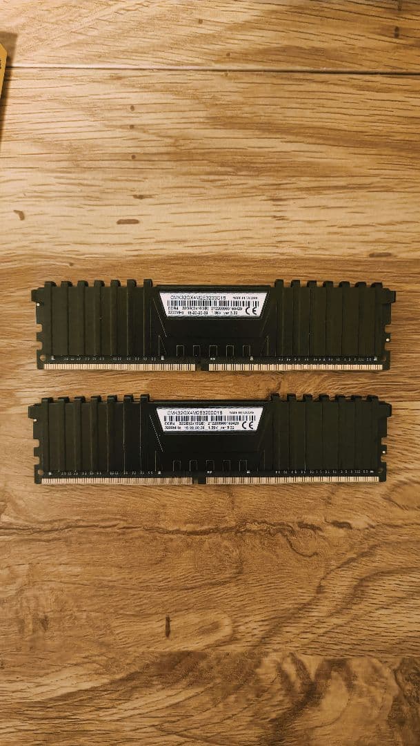 t*i様 Corsair Vengeance DDR4 32GB 3200MHz