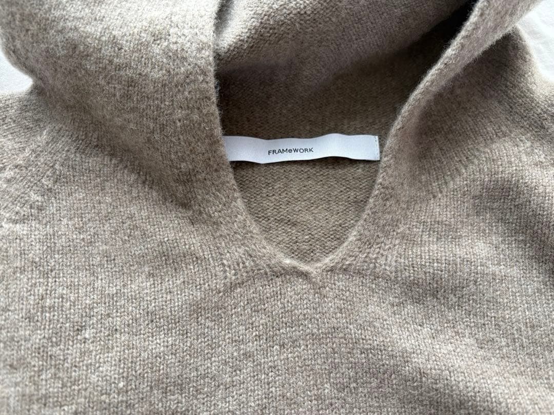 【完売品】FRAMeWORK フレームワーク　圧縮ウールフードプルオーバー