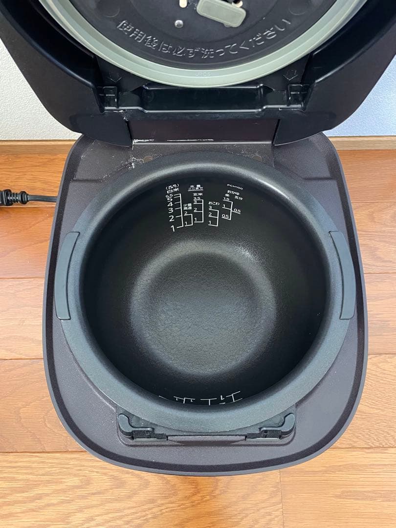 【美品】TIGER JPC-H100 炊飯器 圧力IH 炊きたて タイガー