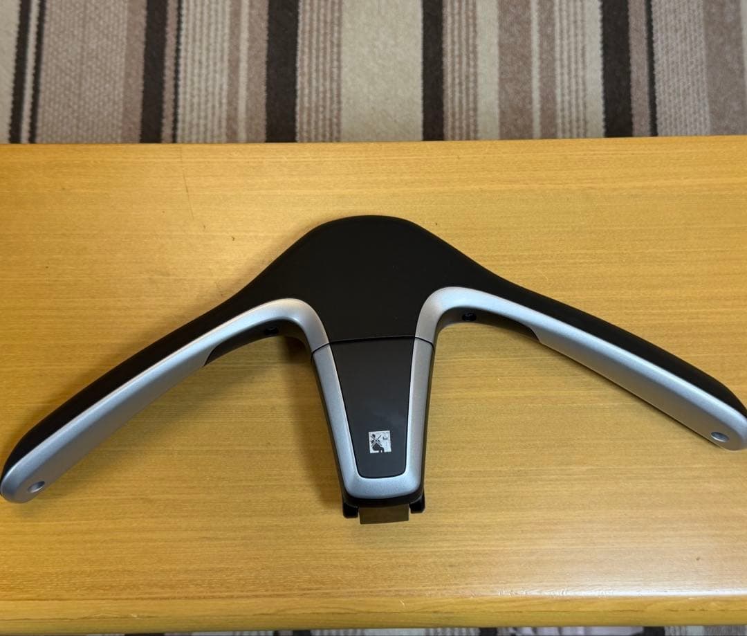 メルセデス・ベンツ アクセサリー】純正 コンフォートシステム ハンガー