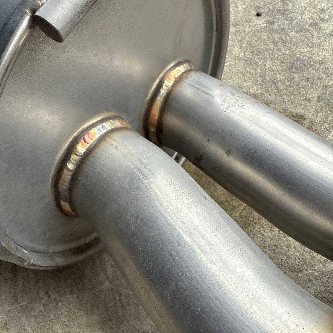 ランクル200ZXにて使用　　中期、後期モデリスタマフラー