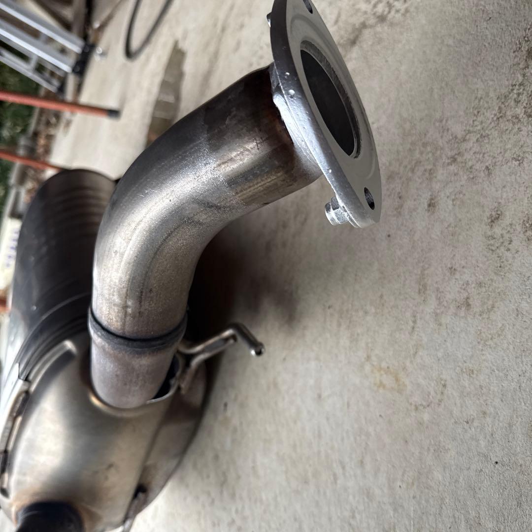 ランクル200ZXにて使用　　中期、後期モデリスタマフラー