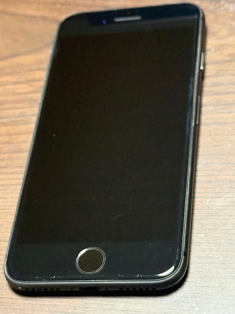 iPhone 8 箱あり・付属品無し SiMフリー