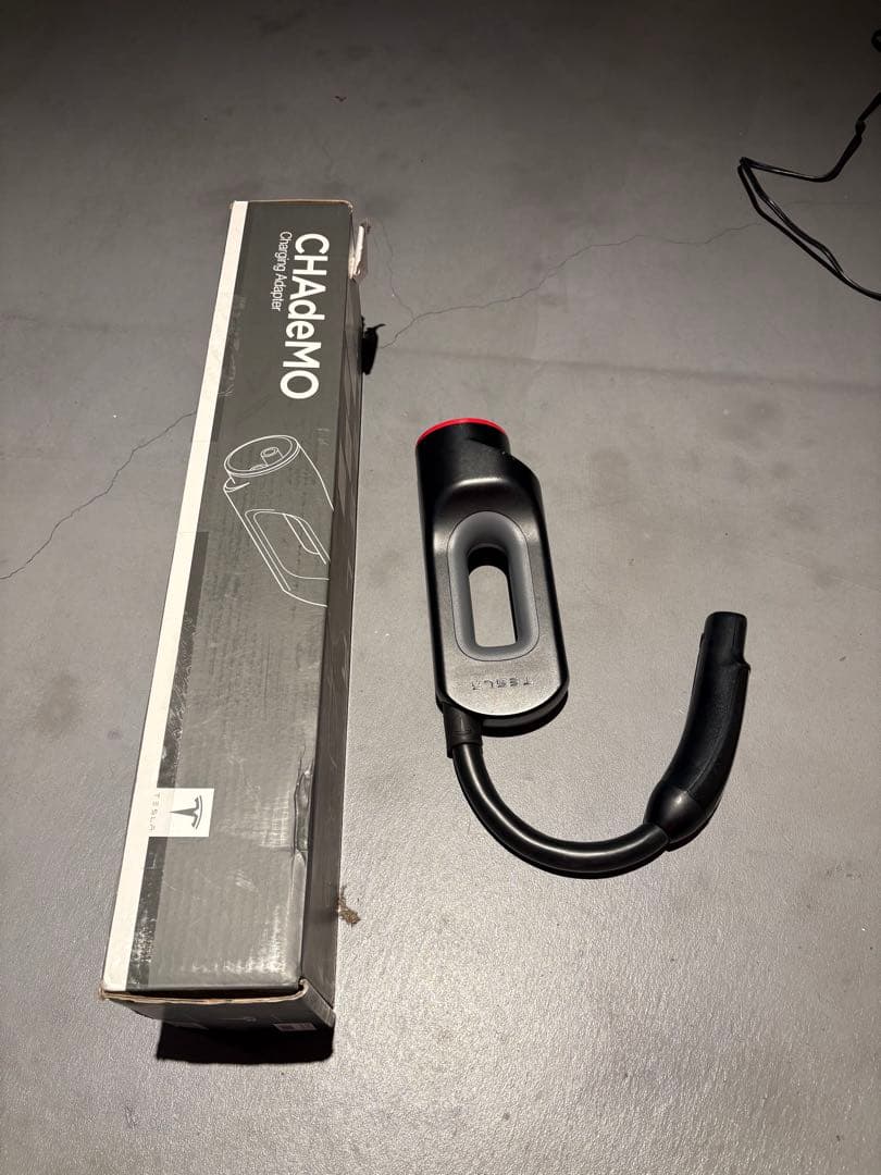 Tesla CHAdeMO チャデモ