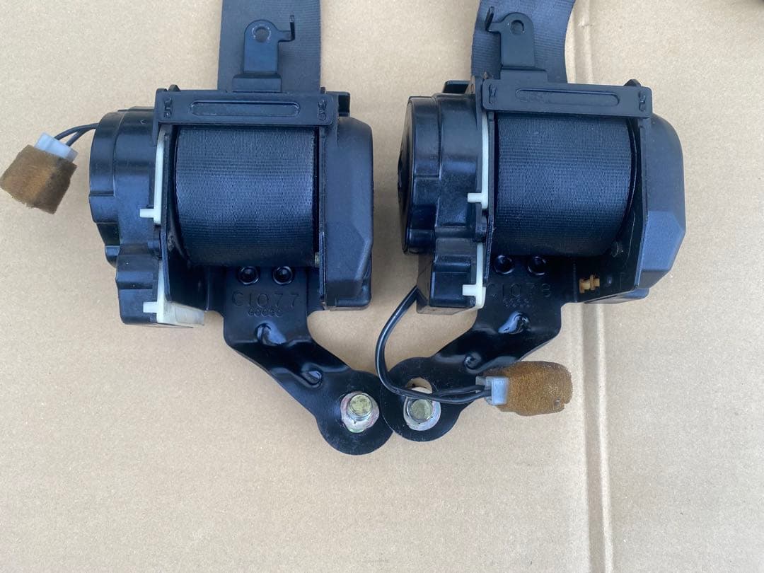 マツダ RX7 FC3S 後期　純正　 シートベルト(k)