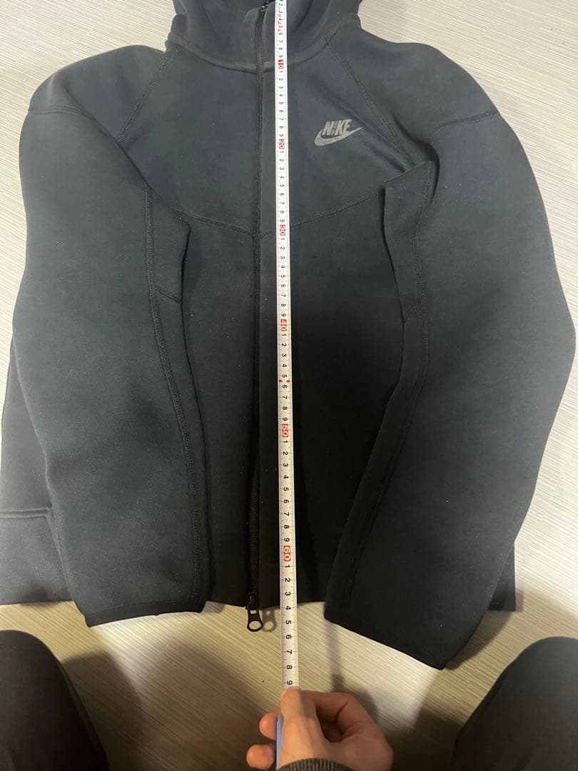 Nike テックフリース黒上のみ‼️