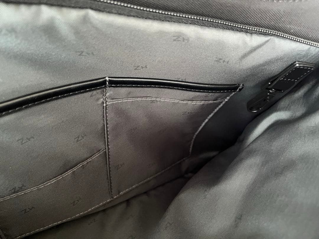 ZERO HALLIBURTON／ゼロハリバートン PRF 4 ビジネスバッグ