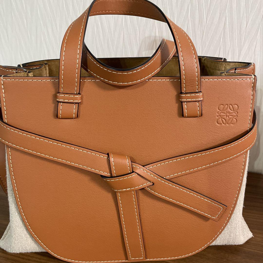 ロエベ　ゲートトップハンドル