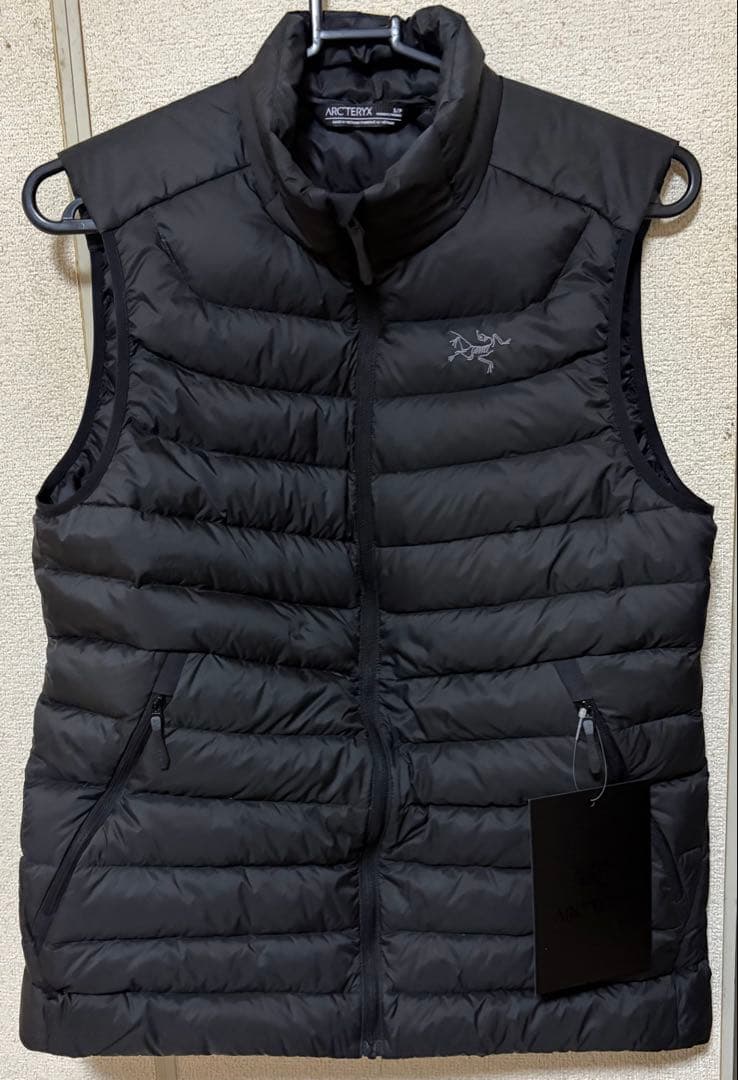 S*a様 アークテリクス セリウム ダウンベスト ウィメンズ S ブラック