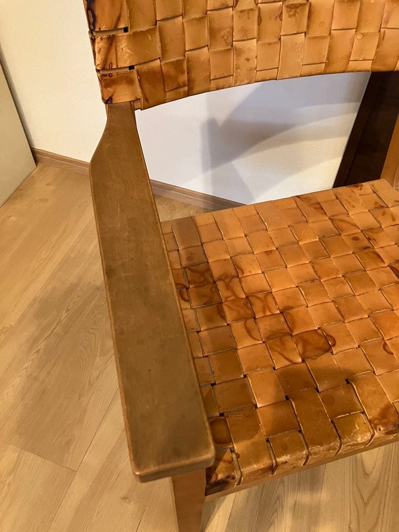 『なな様』北の住まい設計社　ラスティックアームチェア①