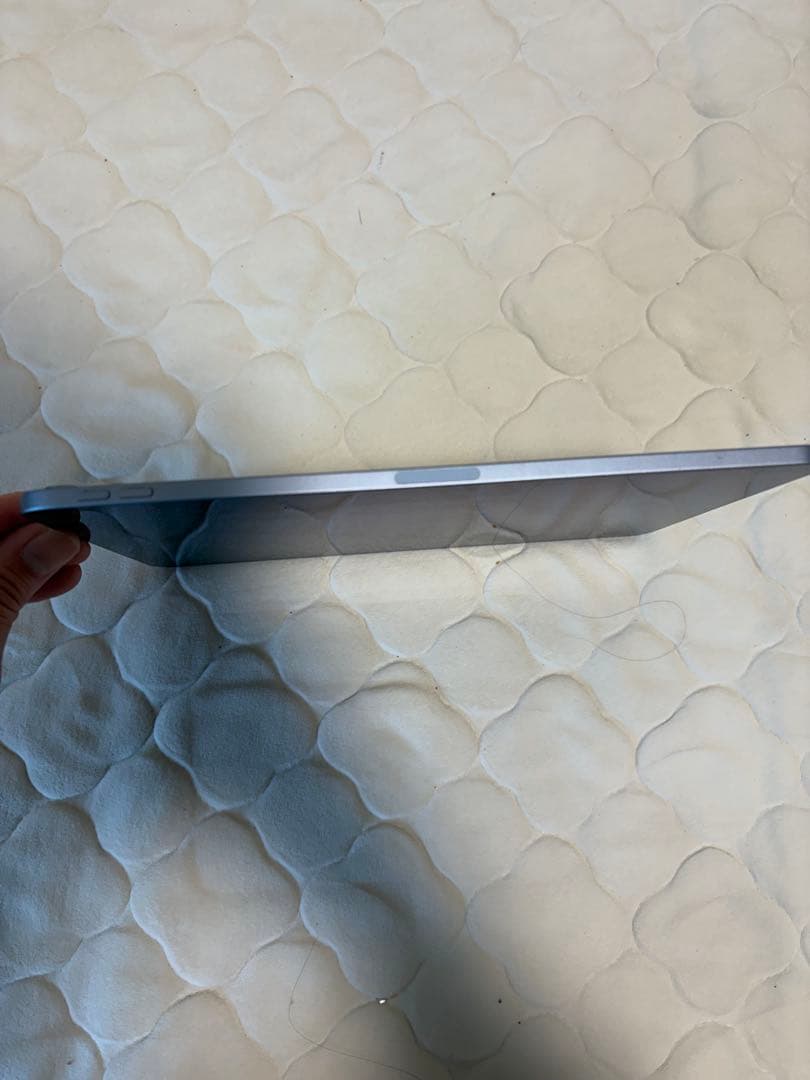 K*様 iPad Air 第4世代 64GB　スカイブルー