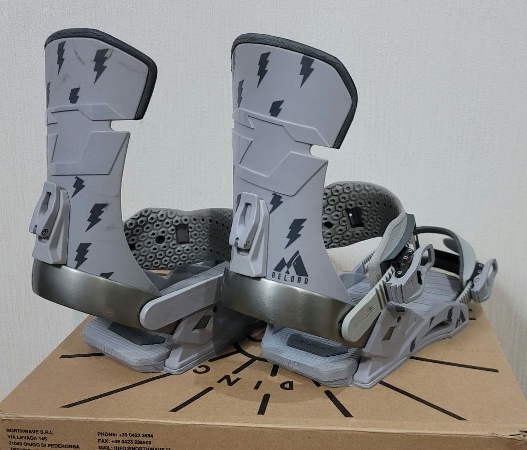 DRAKE/RELOAD 19-20 グレー