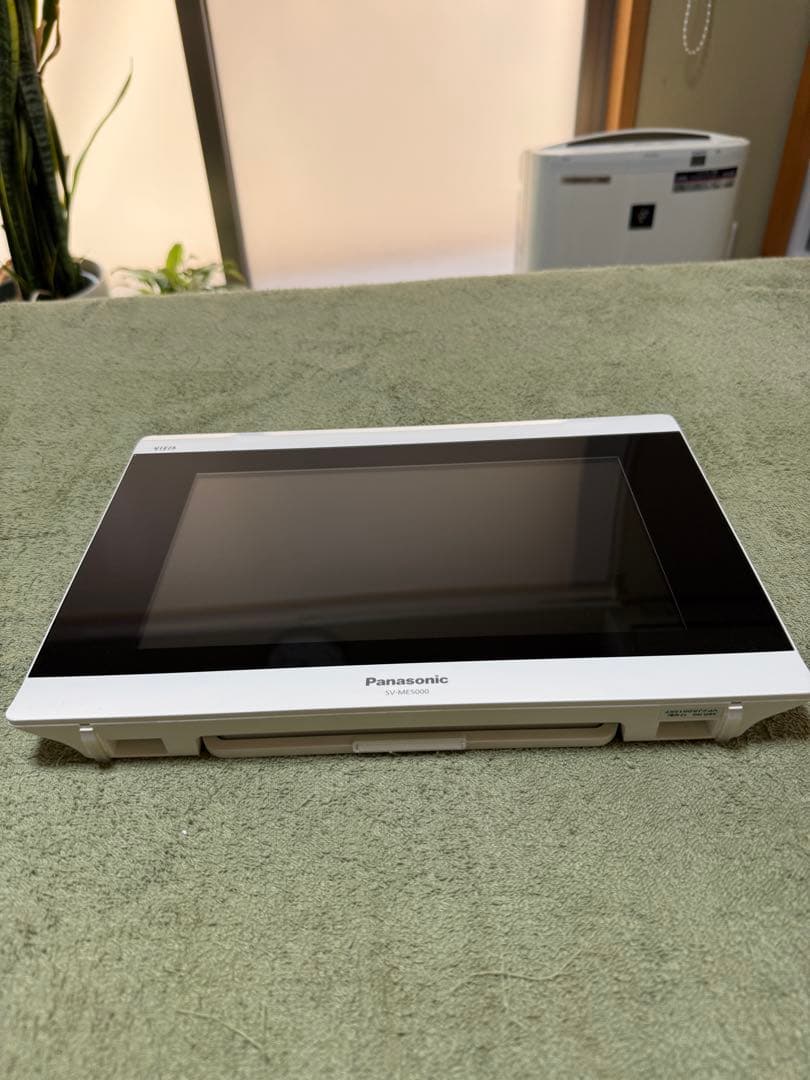 Panasonic ポータブルテレビ ビエラ SV-ME5000-W
