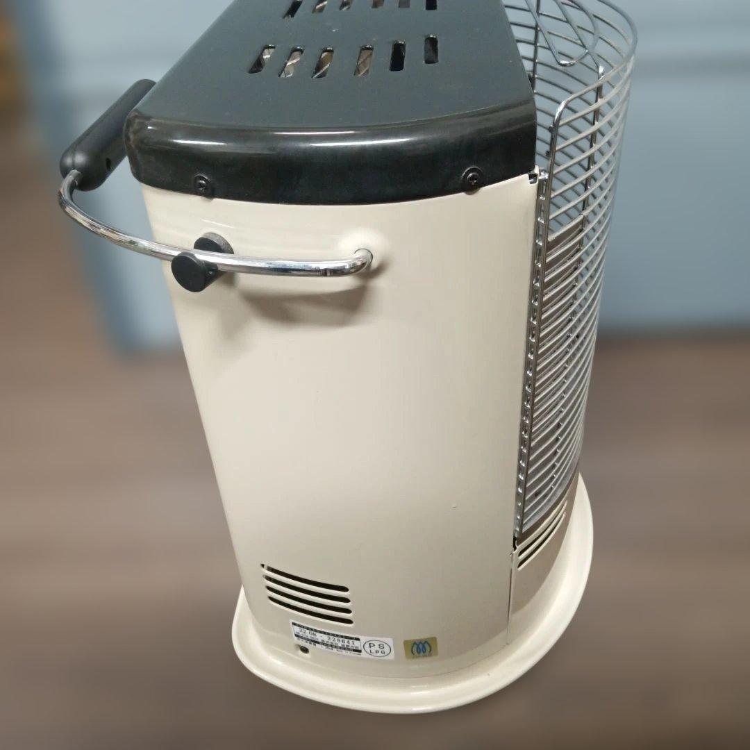 Iwatani カセットガスストーブデカ暖II CB-STV-DKD2