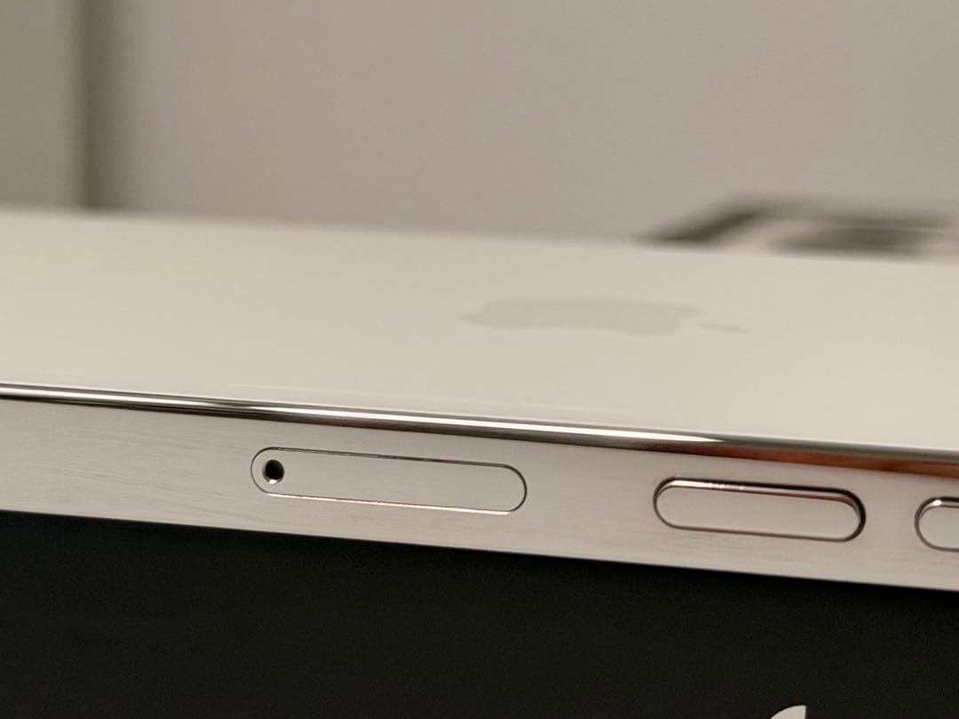 Apple iPhone 13 Pro MAX シルバー 本体