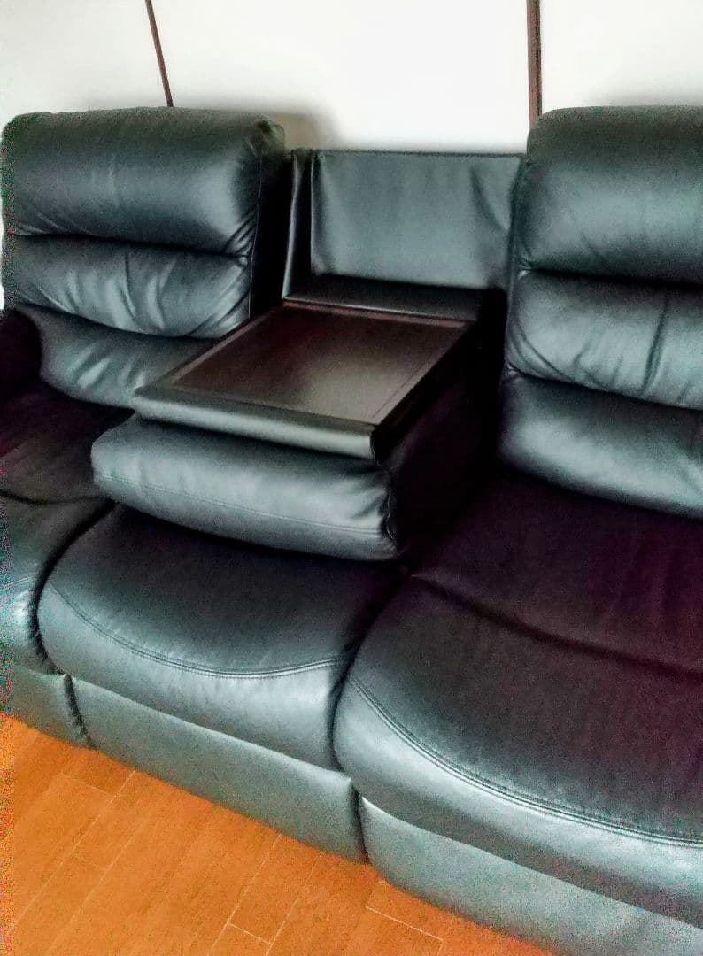 ニトリ 電動リクライニングソファー ビリーバー3 テーブル付き 3人用 黒 本革