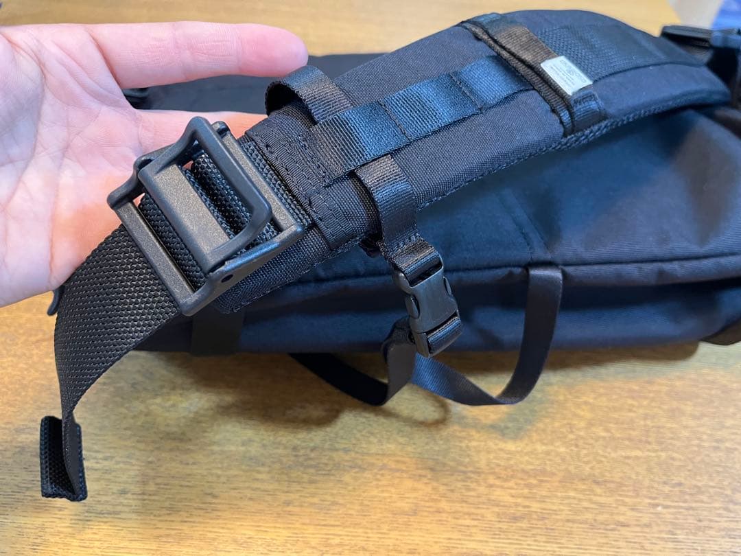 アッソブ メッセンジャーバッグ B4 30L 耐水 軽量 日本製 AS2OV