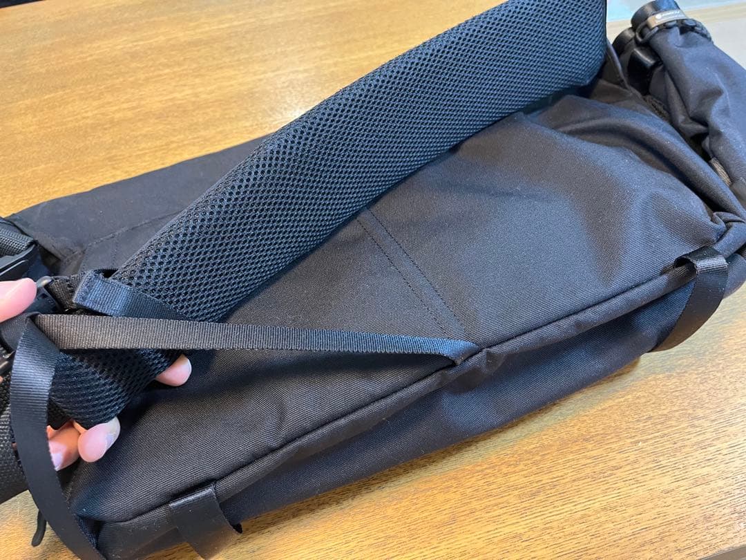 アッソブ メッセンジャーバッグ B4 30L 耐水 軽量 日本製 AS2OV