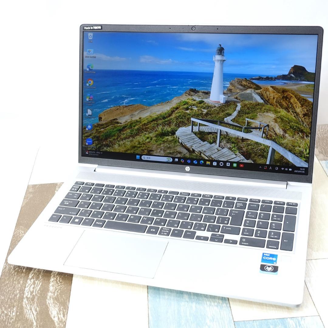 美品の東京生産✨１０コアで神速の第１２世代コアｉ５に超高速ＳＳＤ＆１６ＧＢメモリ