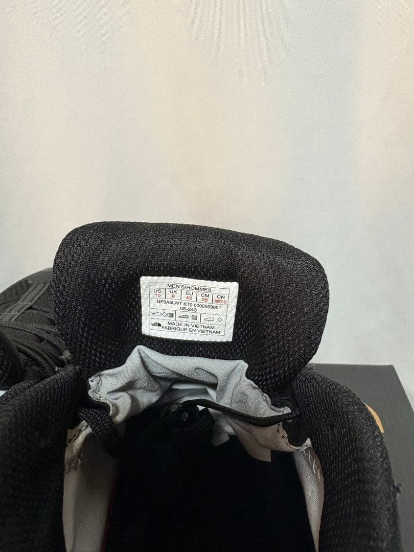 THE NORTH FACE ベクティブ タラバル フューチャーライト 28