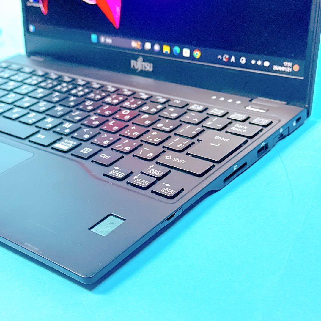 i7級‼️10世代i5⭐️爆速SSD256 windows11 ノートパソコン