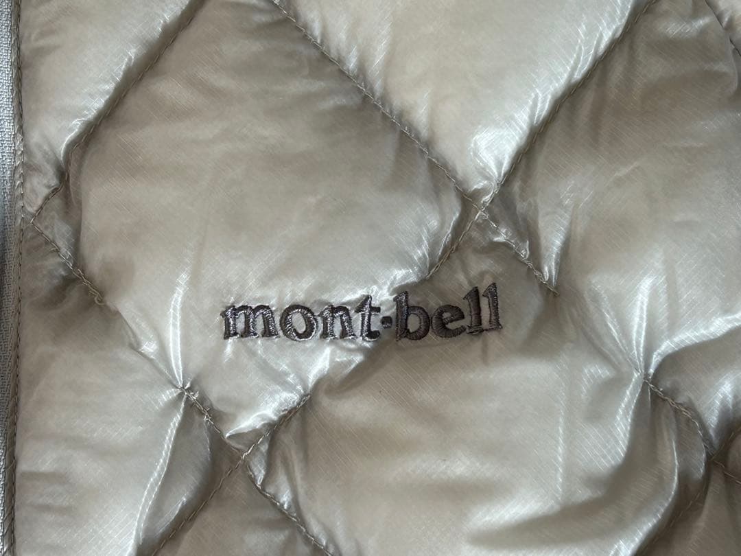 【美品】mont-bell ホワイト ダウンジャケット
