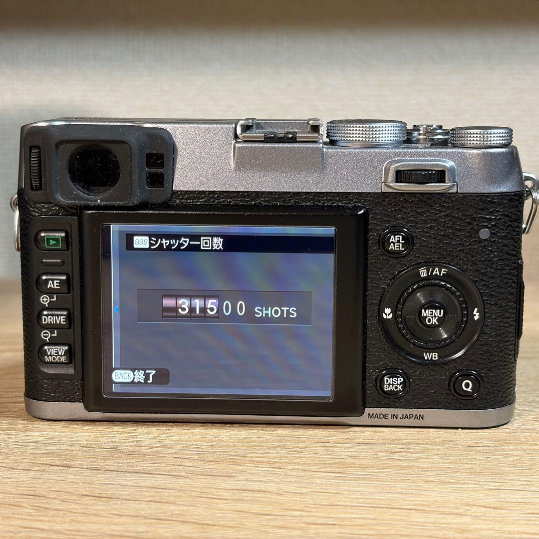 FUJIFILM X100S バッテリー充電器付き