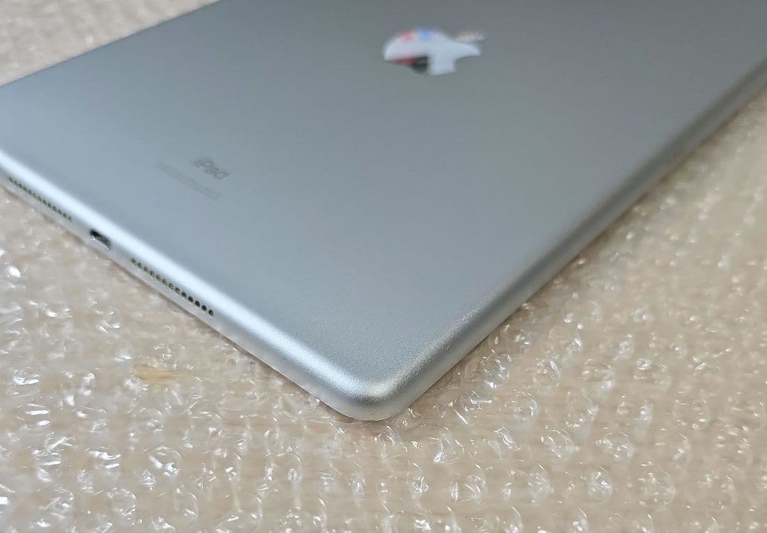 V*t様 訳あり■iPad 7◼️第7世代◼️Wi-Fi版◼️新品バッテリー◼️