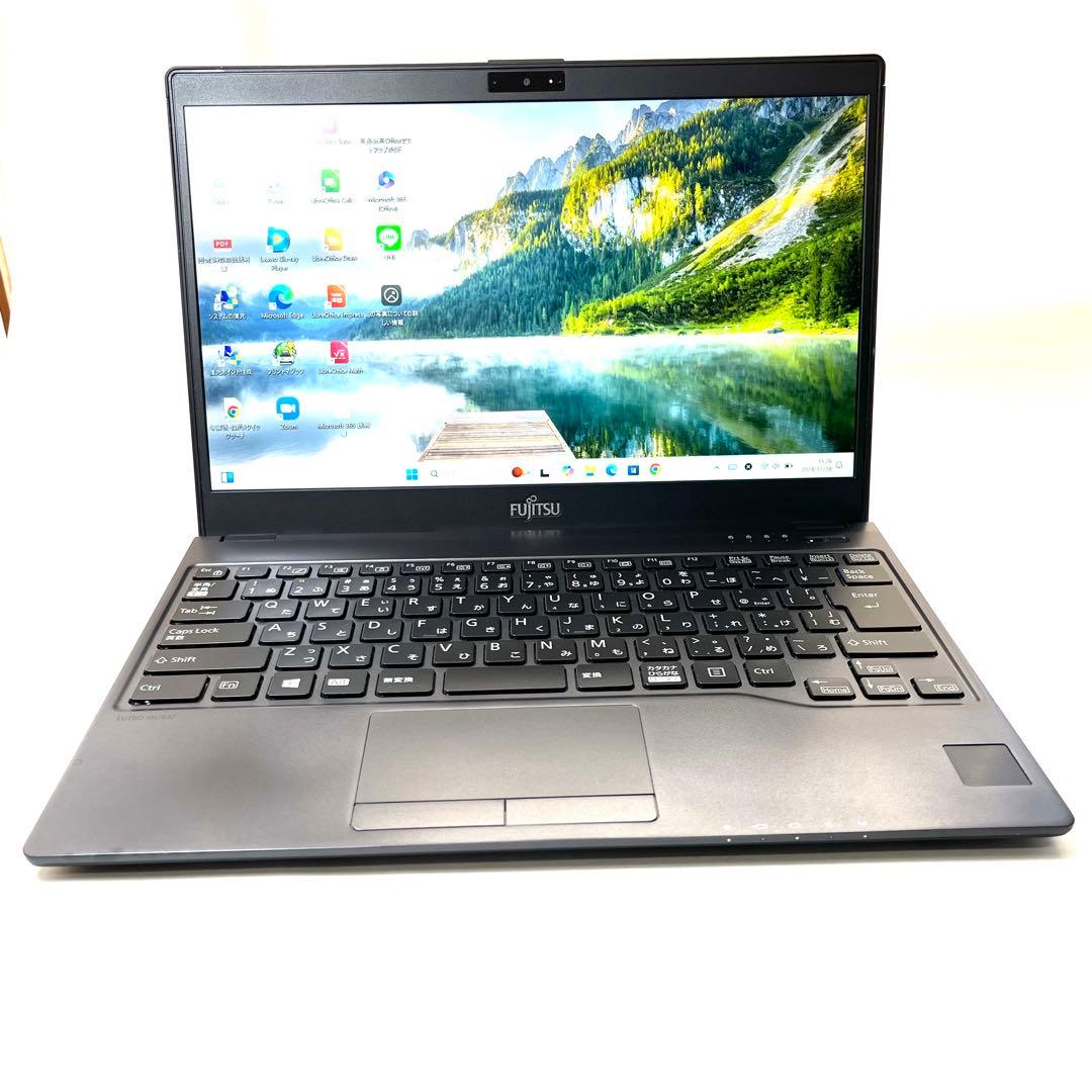 ☆超軽量薄型ノートパソコン☆届いてすぐ使える！快速SSD Windows11搭載