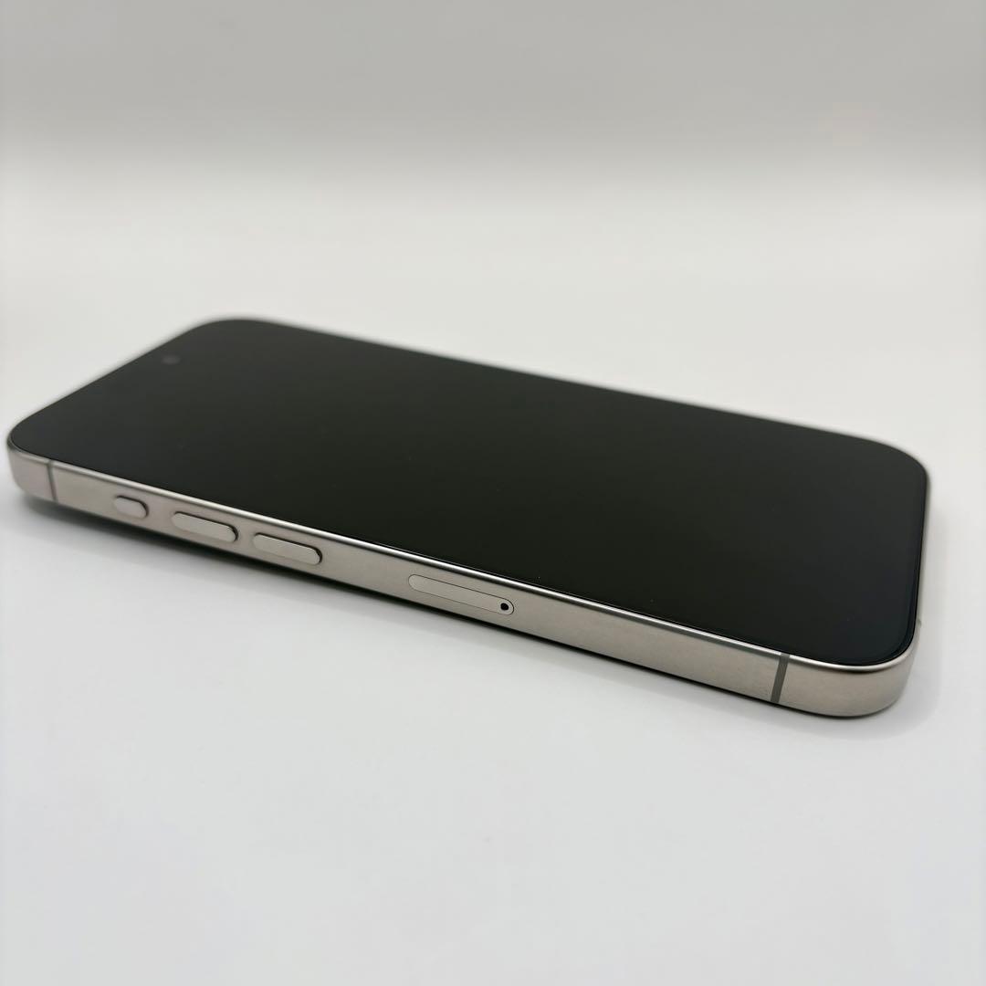 Apple iPhone 15 pro ナチュラルチタニウム 128GB