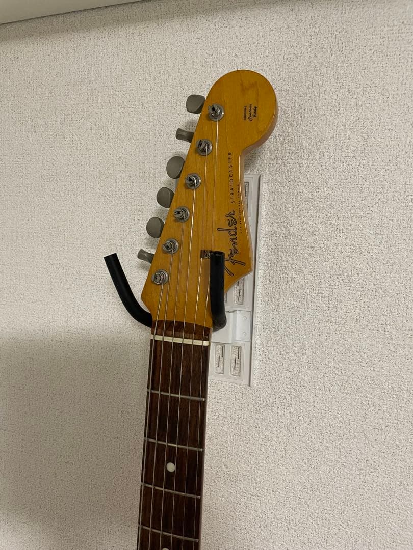 フェンダーストラトキャスター　レースセンサー　フィエスタレッド