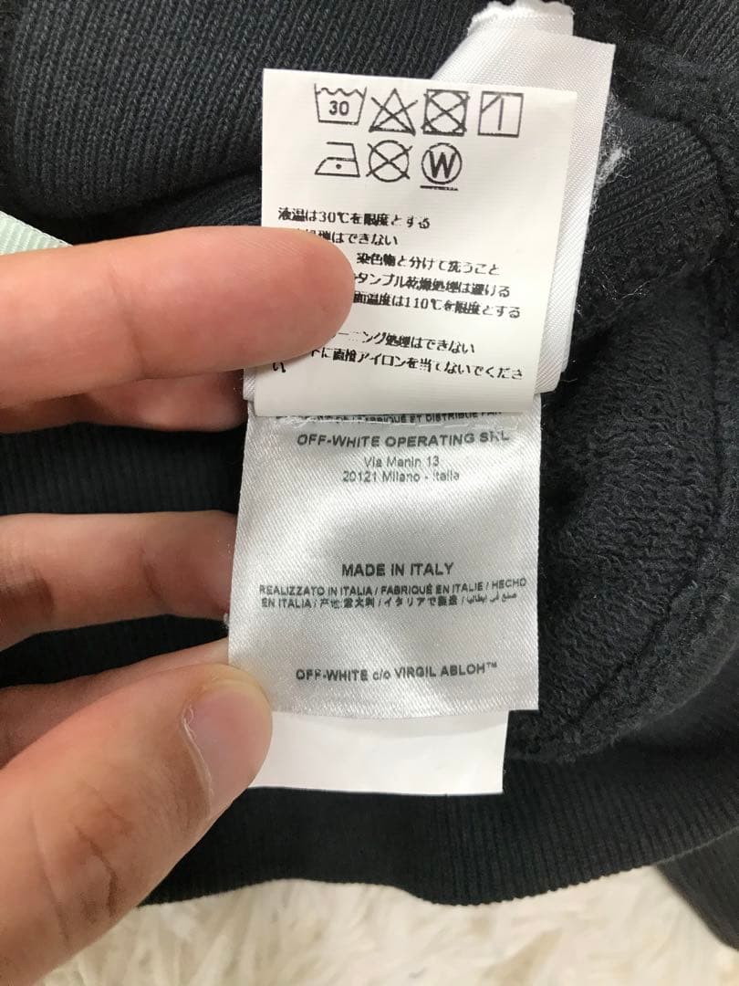 【値下げ対応可能‼️】Off-White × champion パーカー 黒