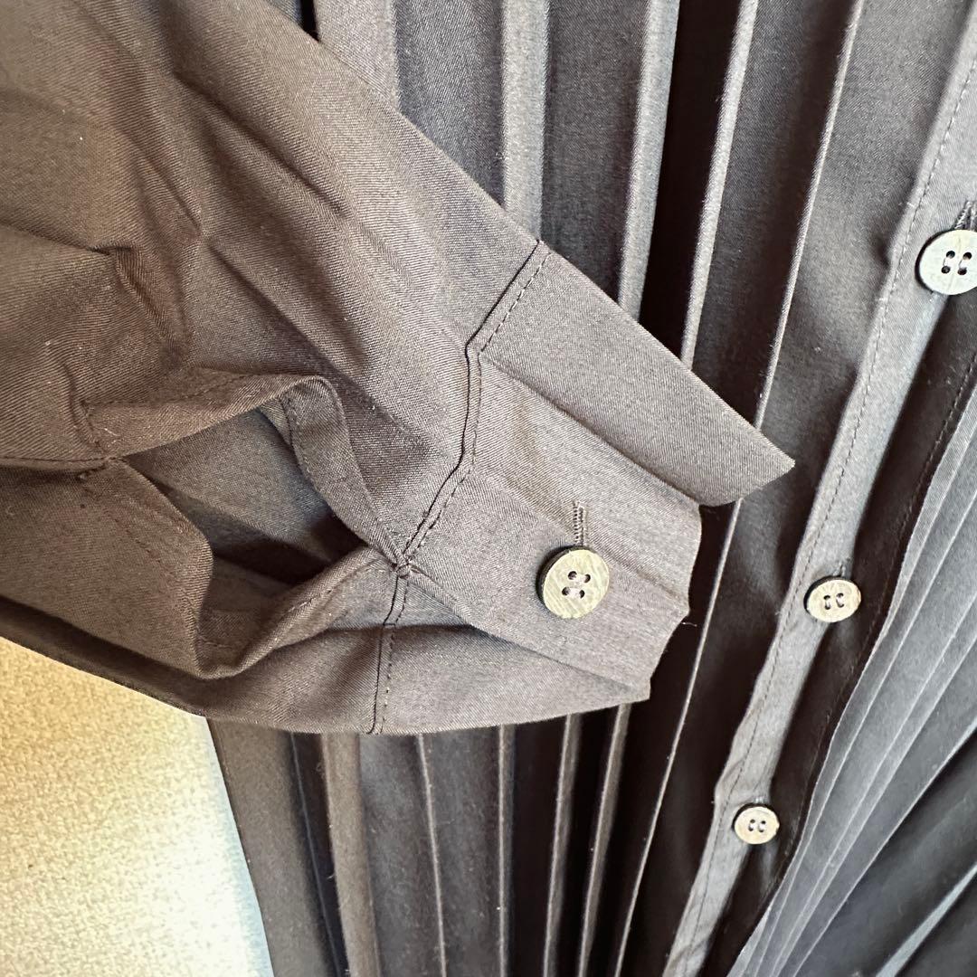 再値下げ❣️me by ISSEY MIYAKE長袖プリーツブラウス　ブラック