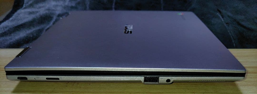 難アリ ASUS Chromebook Flip CM3 CM3200