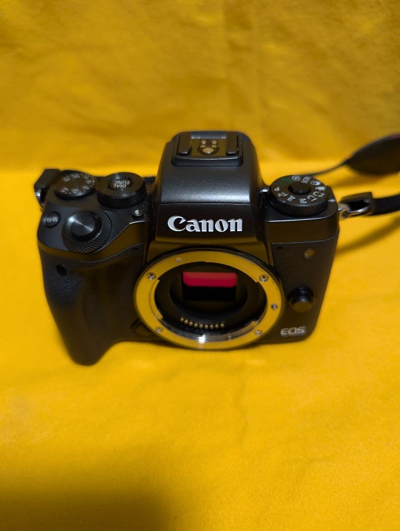 美品　キャノン　EOS　M5
