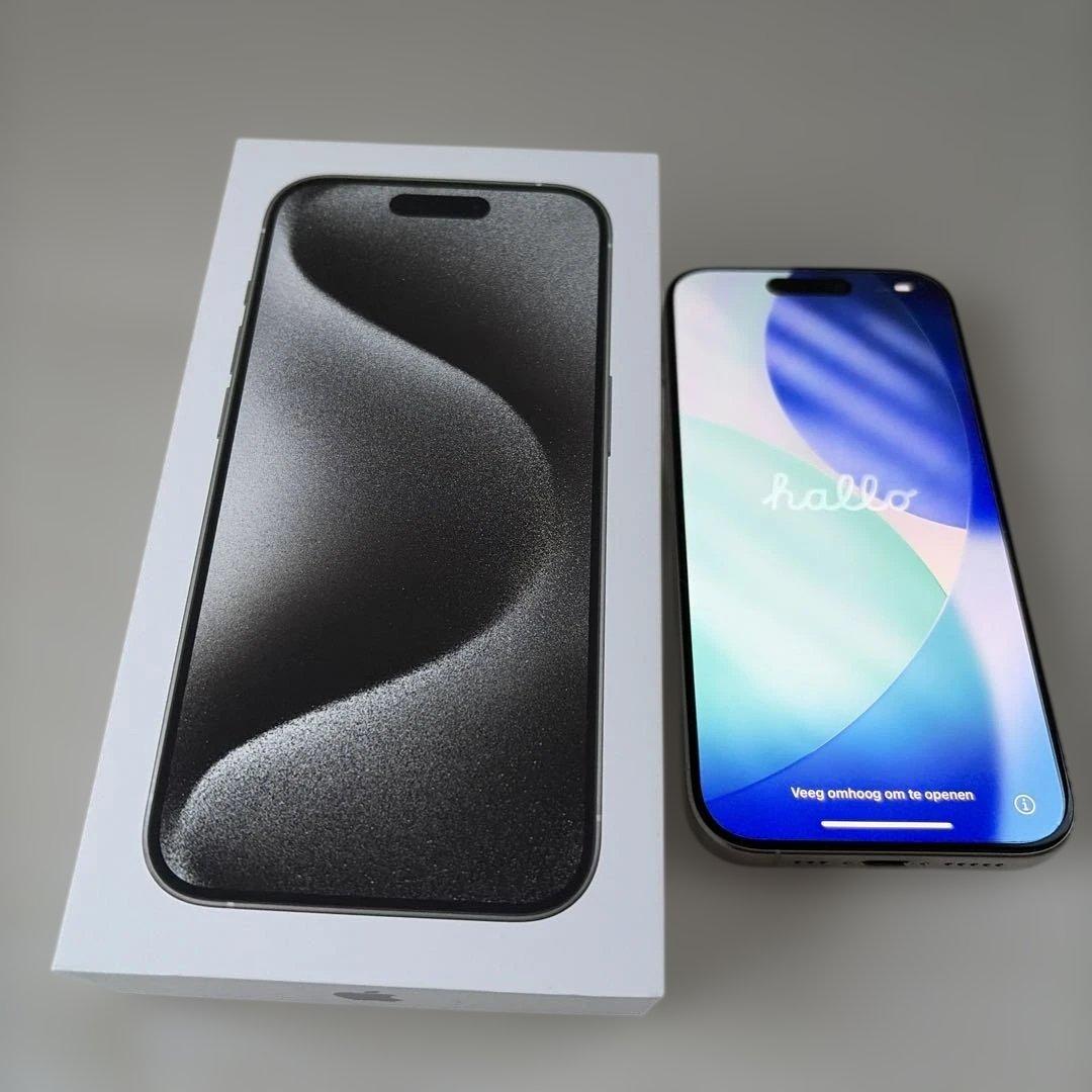 iPhone15Pro ホワイトチタニウム128GB SIMフリー