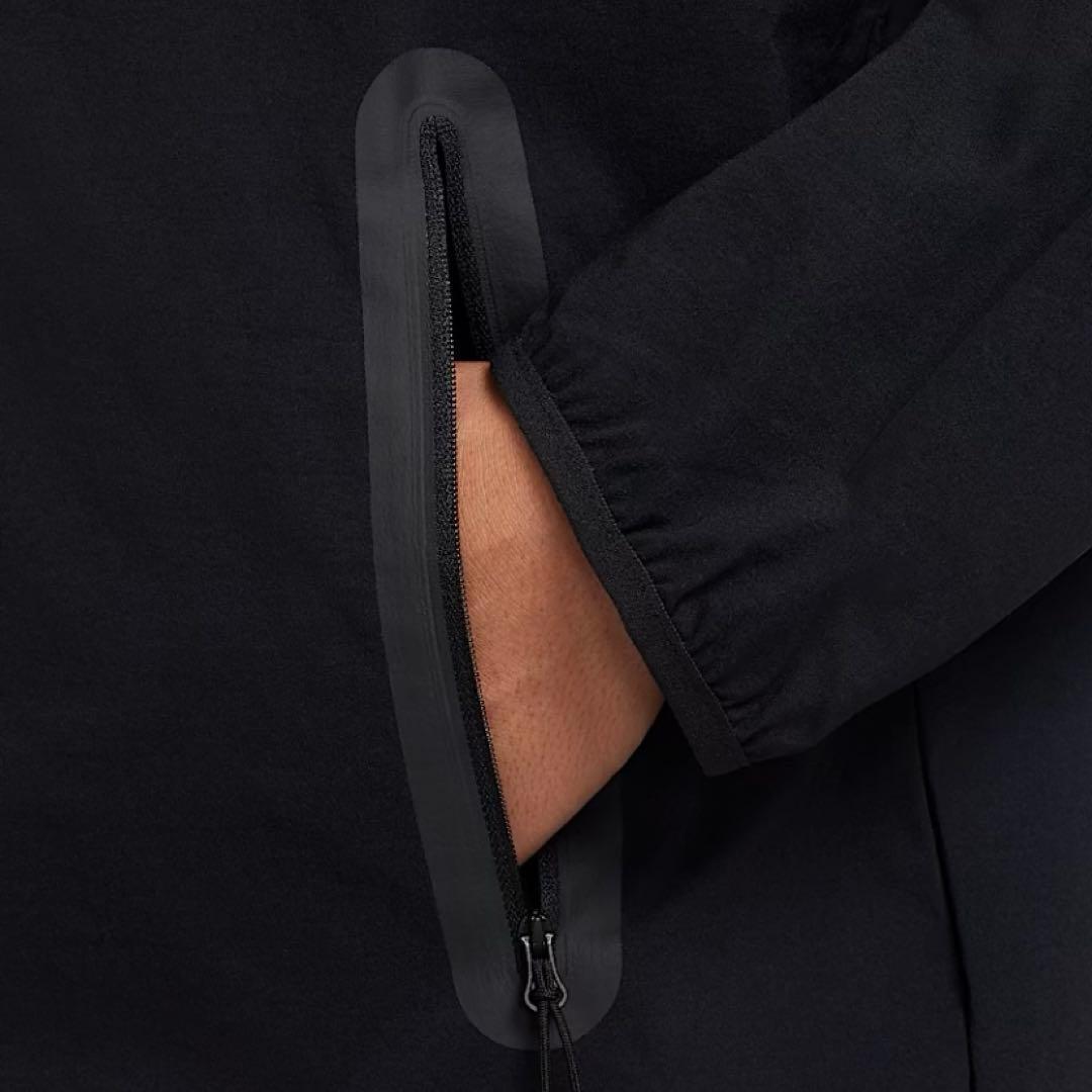 【新品タグ付き】 NIKE ナイキ テックウィンドランナー メンズ M