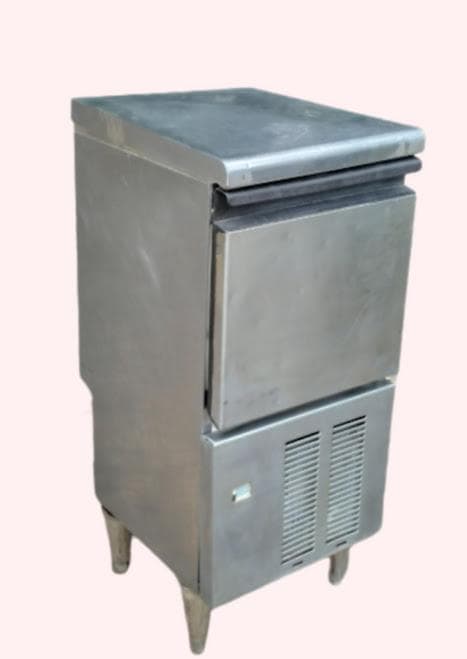 IM-25M　ホシザキ業務用製氷機　AC100V　能力25kg/day　整備済