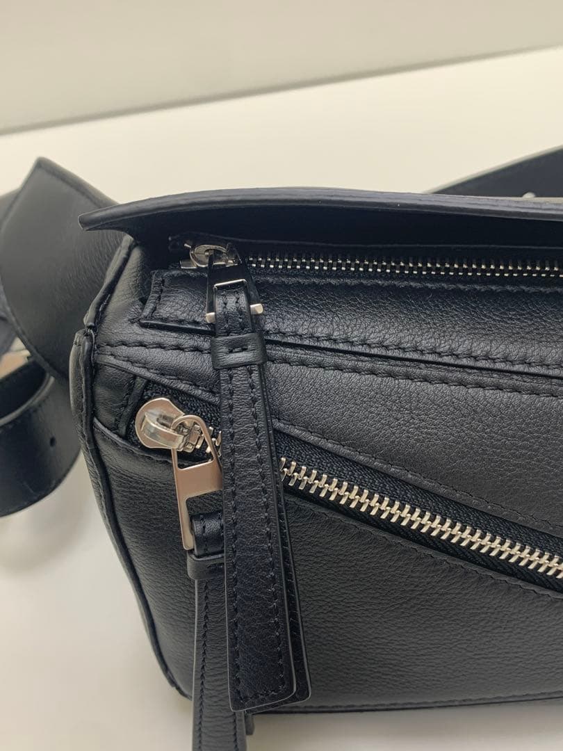 LOEWE パズル バムバッグ ミニ ブラック