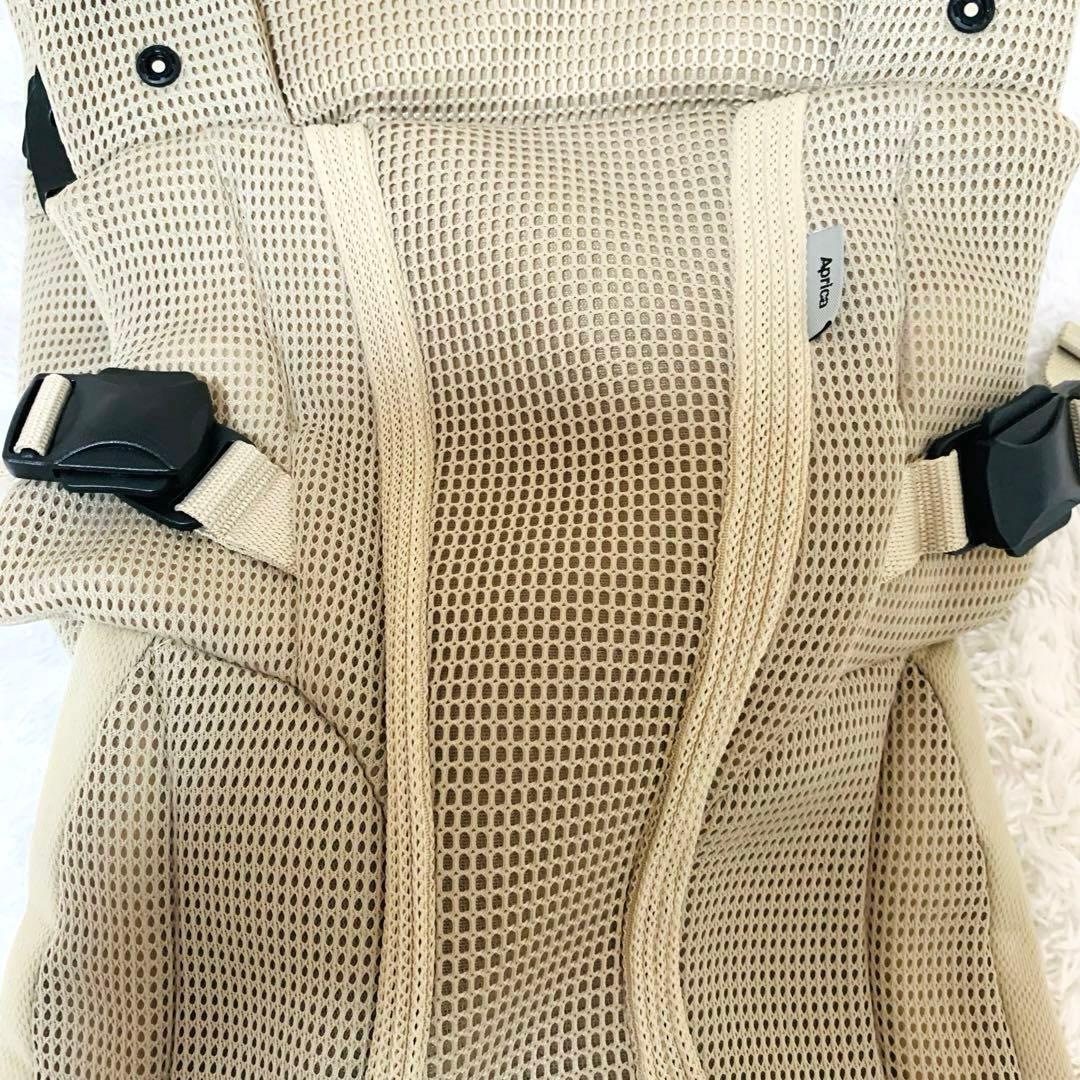 Apricaアップリカ Laclisラクリス 抱っこ紐 ベージュ　4way