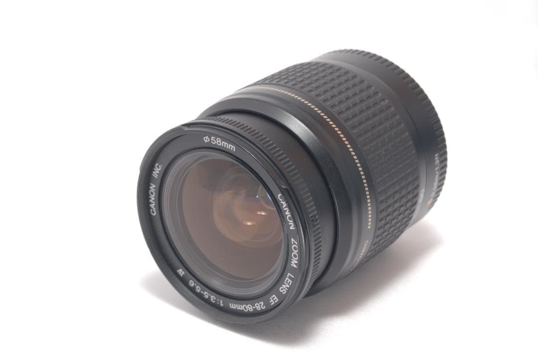 ⭐️持ち運び楽々⭐️Canon Kiss X7 キャノン　デジタル一眼レフ