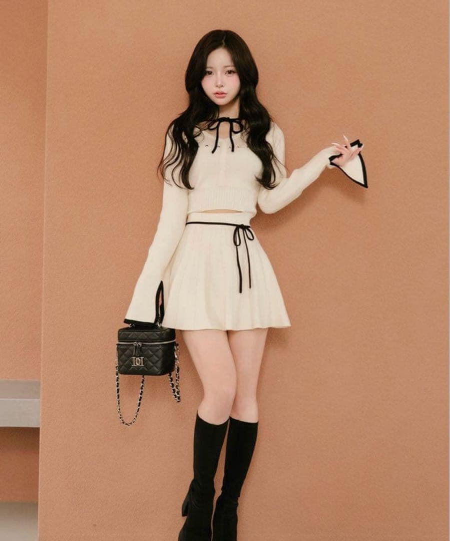 【最安値即日発送】Darichウエストオープンリボンデザインニットミニワンピース