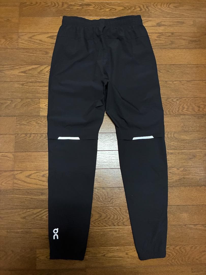On、CORE PANTS（サイズXS）