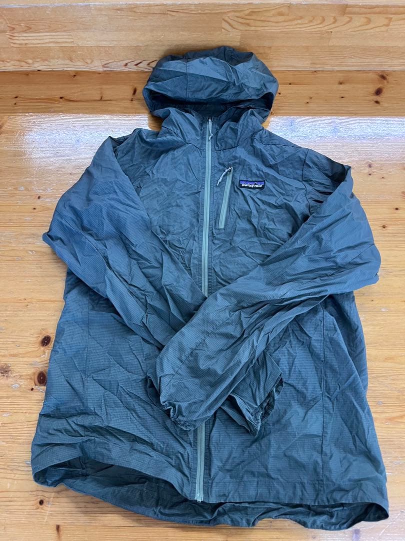 patagonia フーディニジャケット　Mサイズ
