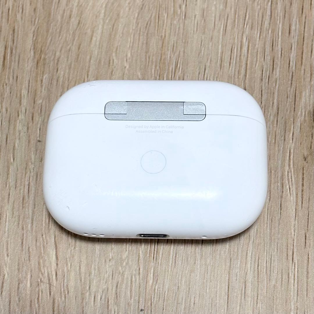 【純正品】Apple AirPods Pro 2本体充電ケース　A2698