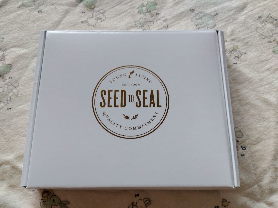 【megu megu】ヤングリビング・聖書の中の10のアロマオイルセット