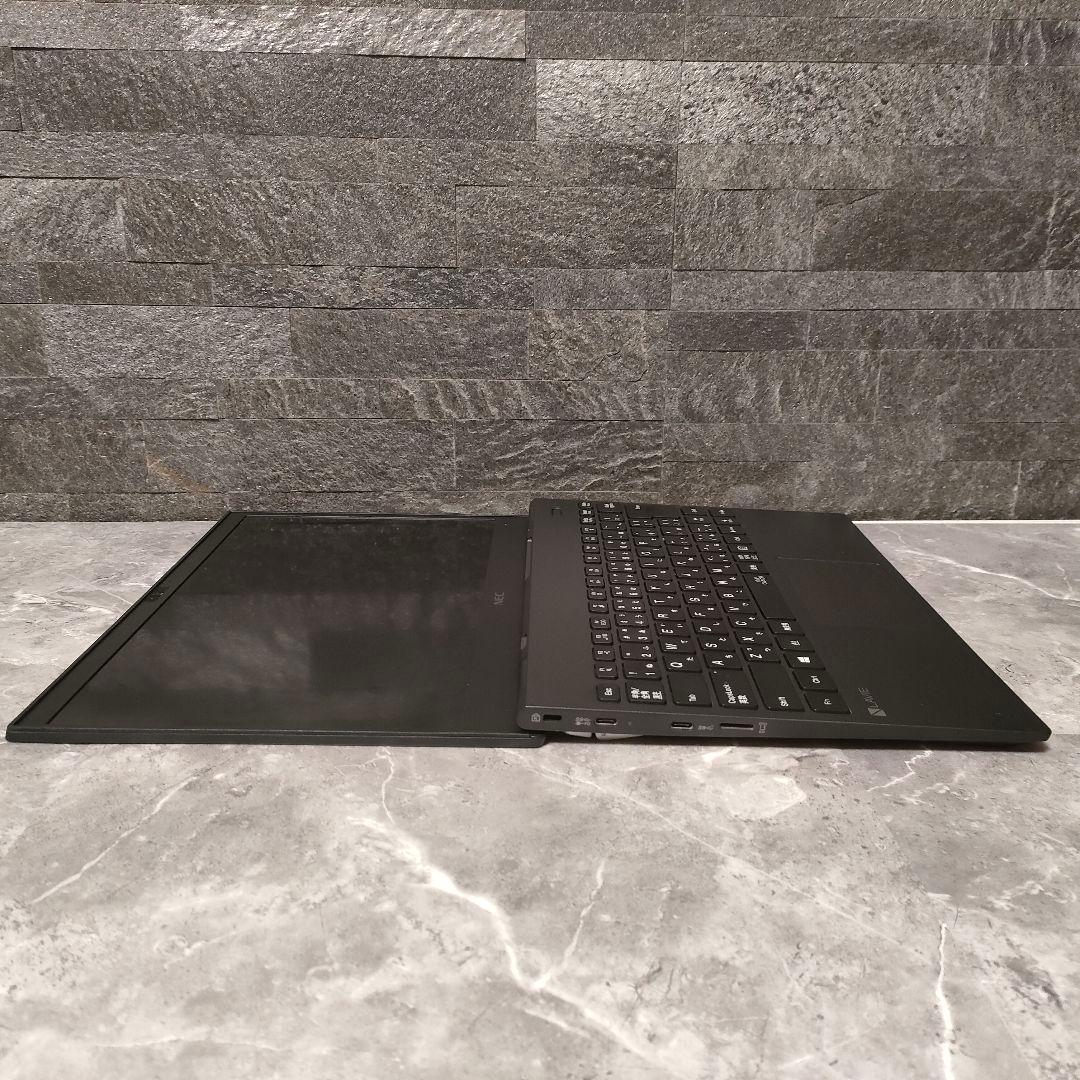 NEC corei5 第10世代 新品SSD256GB バッテリー良好