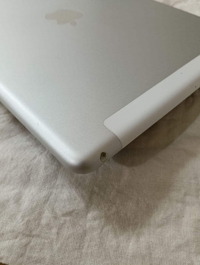 美品 iPad 第9世代 バッテリー98%